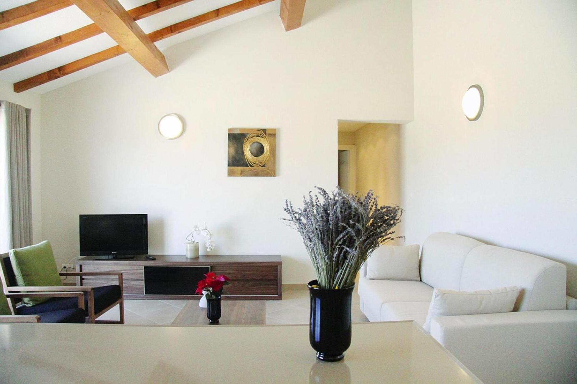 Salina Bay Vecchio Garden Side Apartment