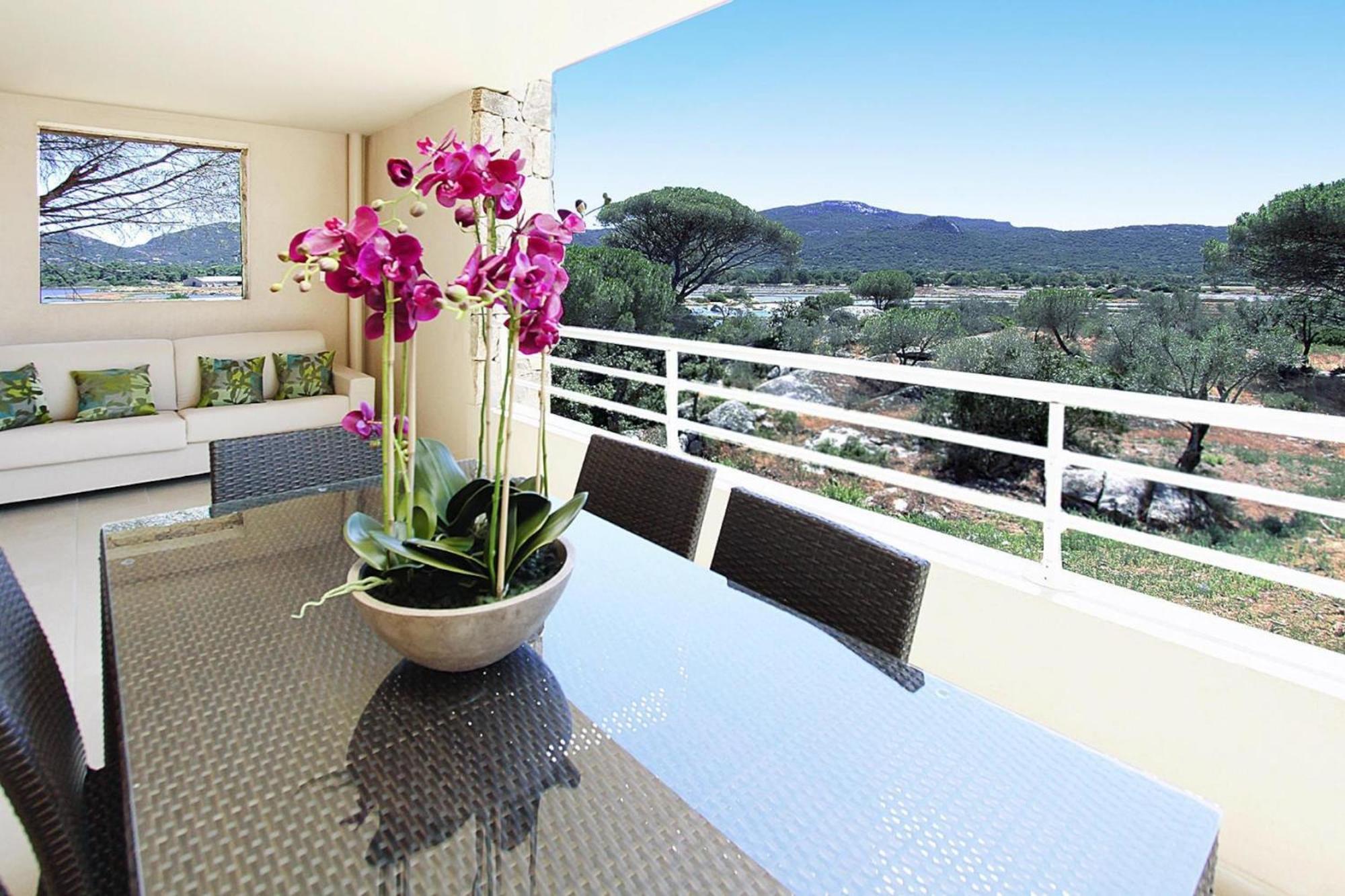 Salina Bay Vecchio Garden Side *